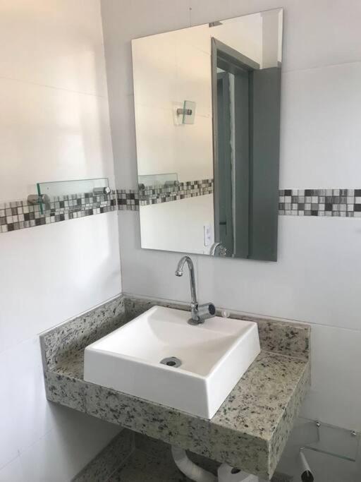 Casa Com Piscina, Grande E Espacosa No Condominio Dos Passaros Cabo Frio Esterno foto